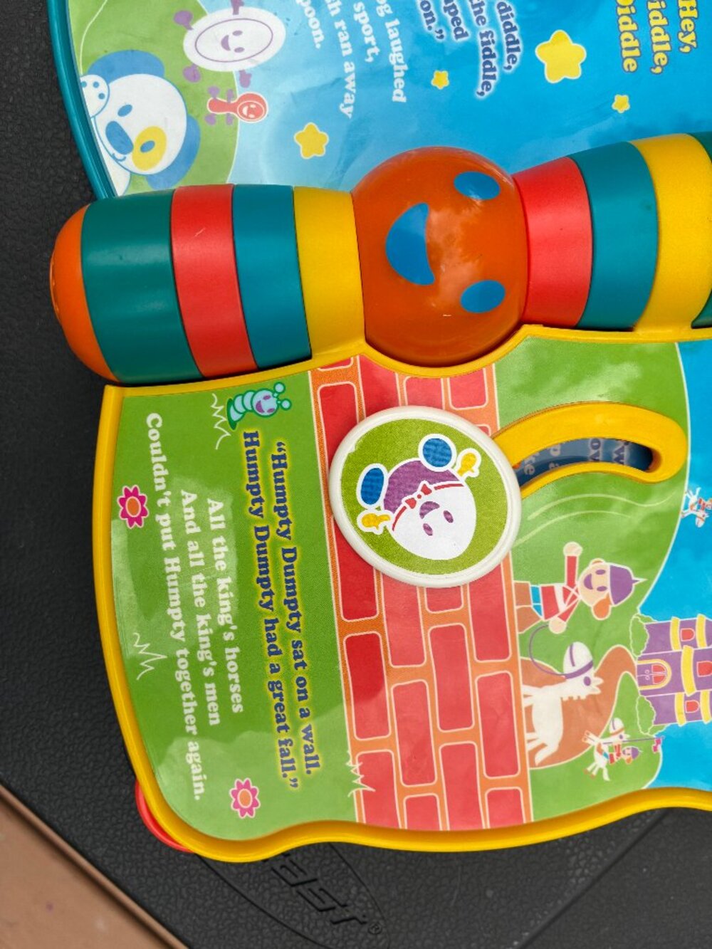 VTech Rhyme & Discover Book interactive Musical Learning Toy - Picture 9 of 10